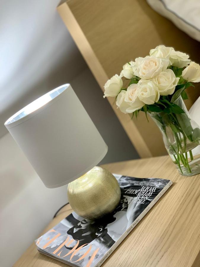 Apartament W Centrum Miasta Z Darmowym Parkingiem Dla Dwojga -Apartamenty Pod Zlotym Lwem كوادسكوم المظهر الخارجي الصورة